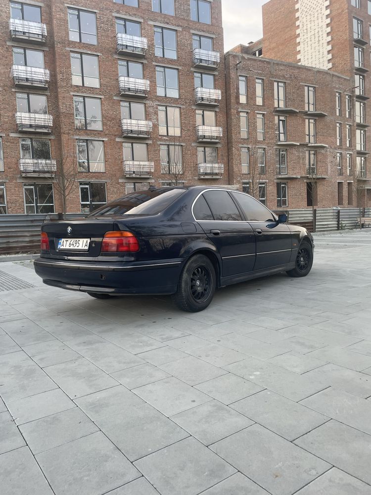 BMW E 39 2.0 бензин