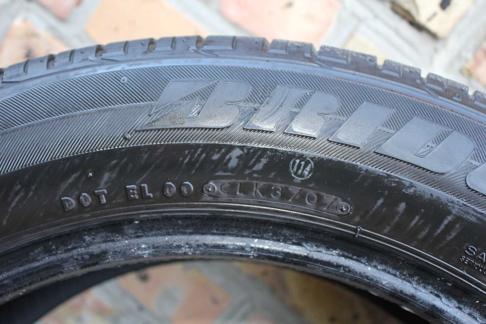 Шины Bridgestone R 18 225/55 98 V