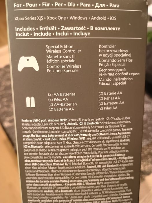 Pad Xbox Series/One/PC Nocturnal Vapor Na gwarancji