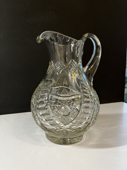 Dzbanek krysztalowy