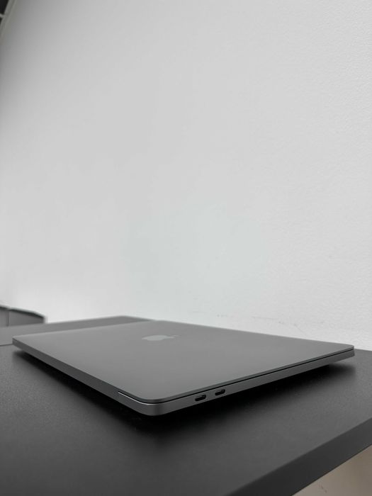 Macbook Pro 2020 (i5/ 8gb/ 512 SSD ) Гарантія . 25811SV