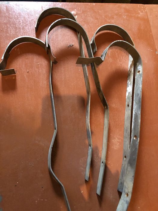 Кріплення для ринви гаки та ринви