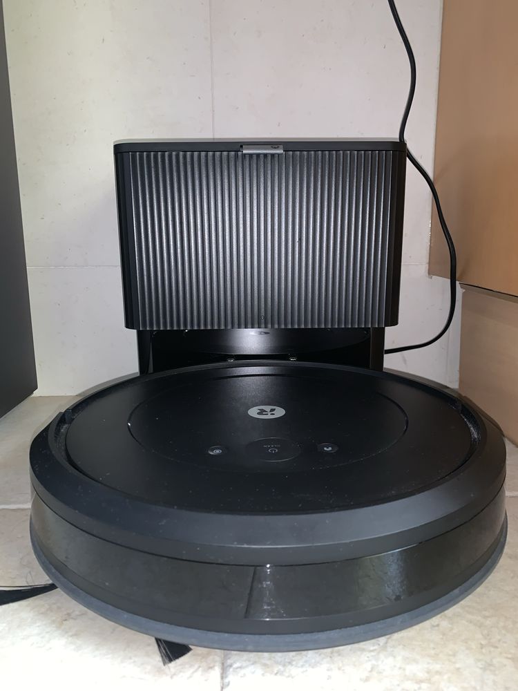 Aspirador Robô IROBOT Combo Roomba 2 Essential com garantia