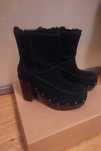 UGG - botki na drewnianej platformie, r.40/UK 7.