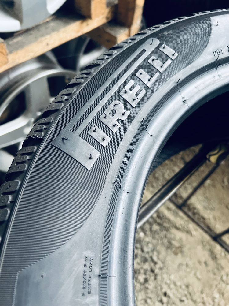 Шини Резина Зимові 19Рік 215 55 17 Pirelli Sottozero 4шт