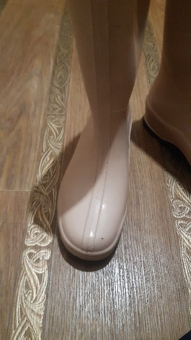 Резиновые сапоги