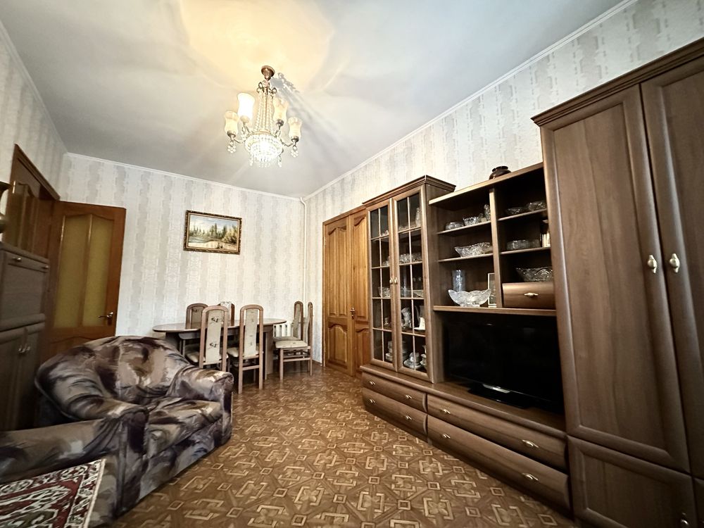 **ЦЕНТР! Сталинка 4 Комн. 100 кв.м. по ул. И. Мазепы, ЦУМ