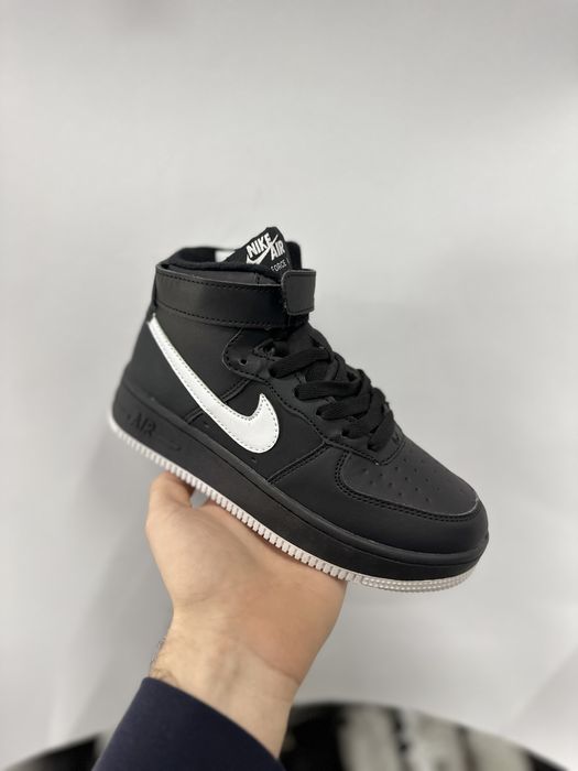 Кроси дитячі зимові Nike Air Force 32-39 чорні, черевики на овчині