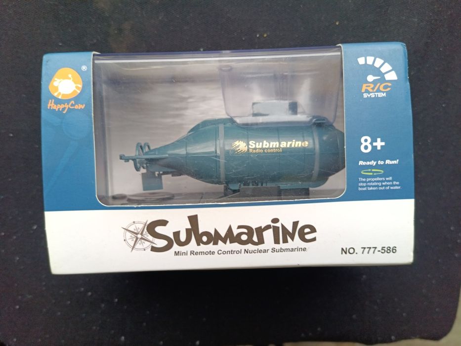 Подводная лодка на пульте управления