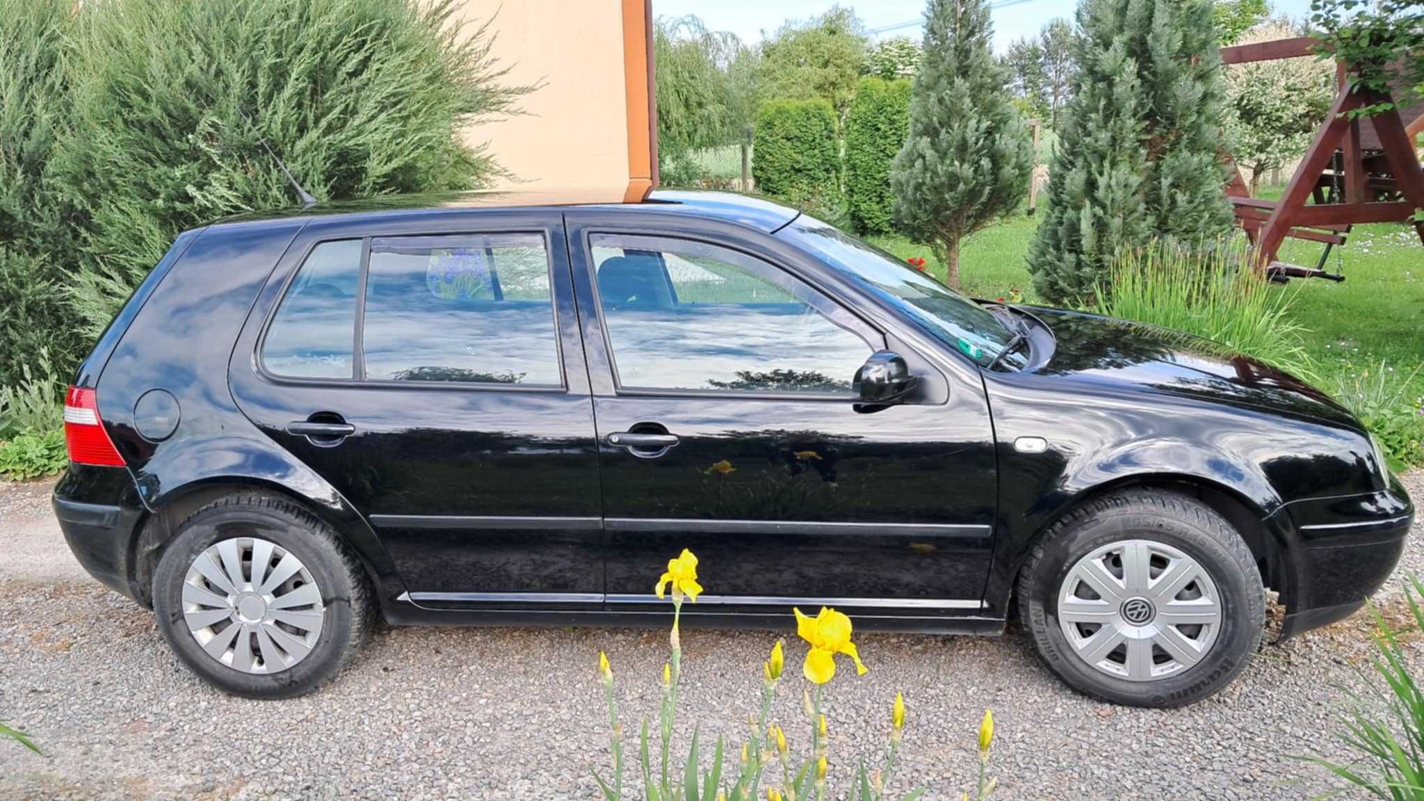 Volkswagen Golf IV 1.4 benzyna 2003r.
