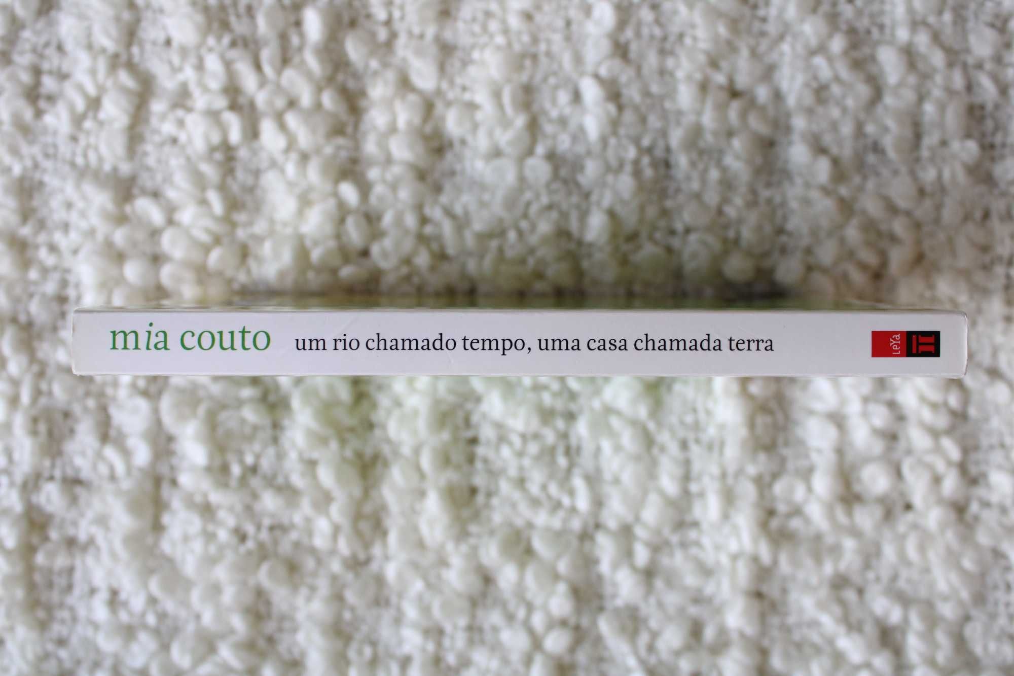 Livro Um rio chamado terra, uma casa chamada tempo de Mia Couto