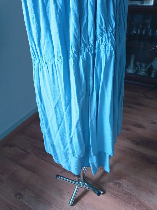 Sukienka letnia niebieska 44 46 zwiewna italia