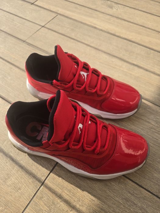 Buty NIKE AIR JORDAN 11 CMFT LOW rozmiar 42