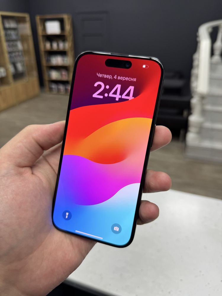iPhone 15 Pro 256gb Black Titanium Unlock в Ідеальному стані!