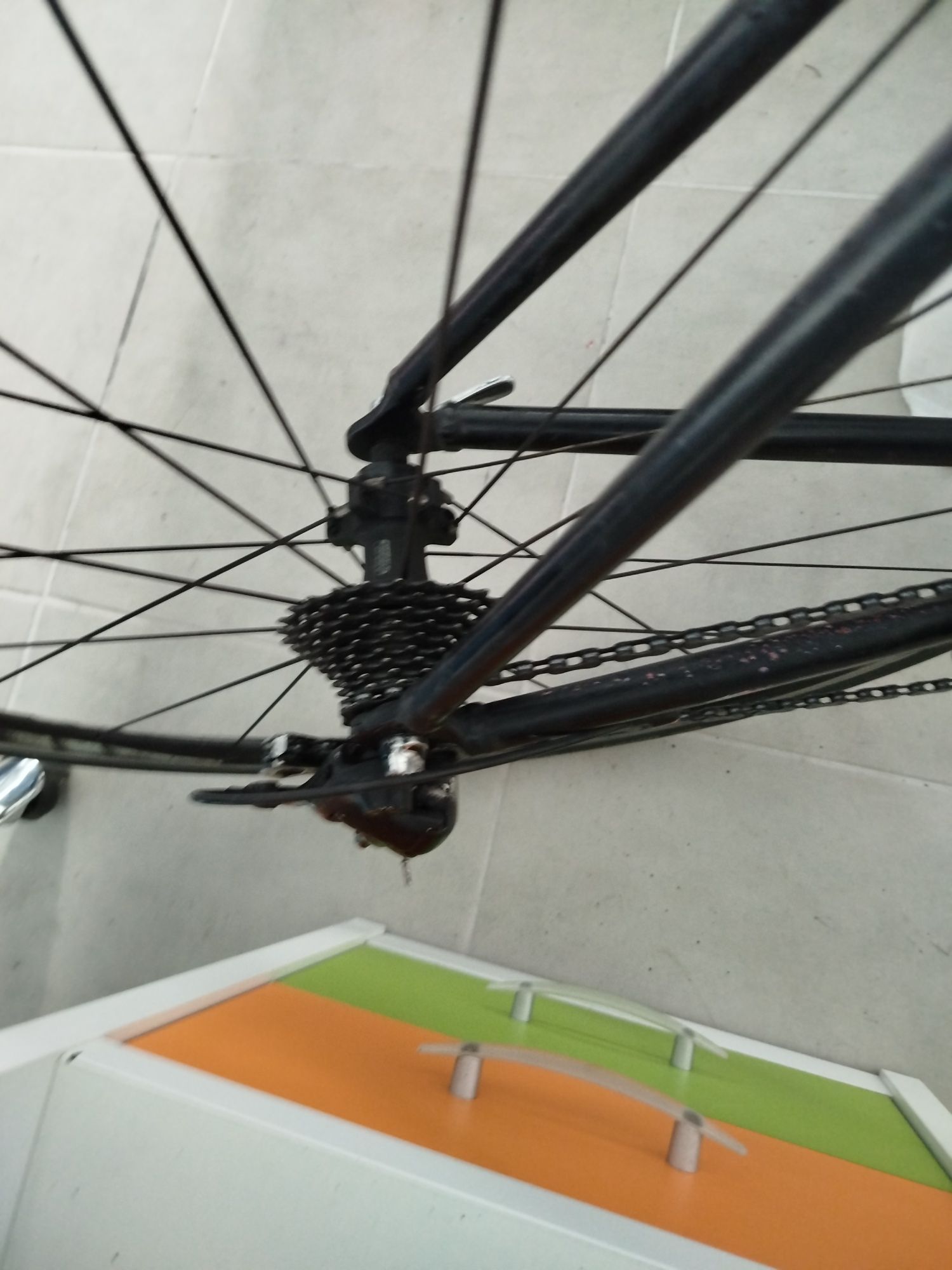 Bicicleta de estrada com pedais Look+ Sapatilhas(precisa reparo)