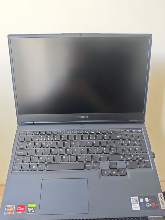 Lenovo Legion 5 15ACH6H estado novo