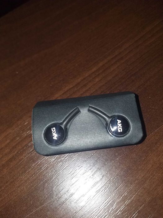 Samsung akg headphones