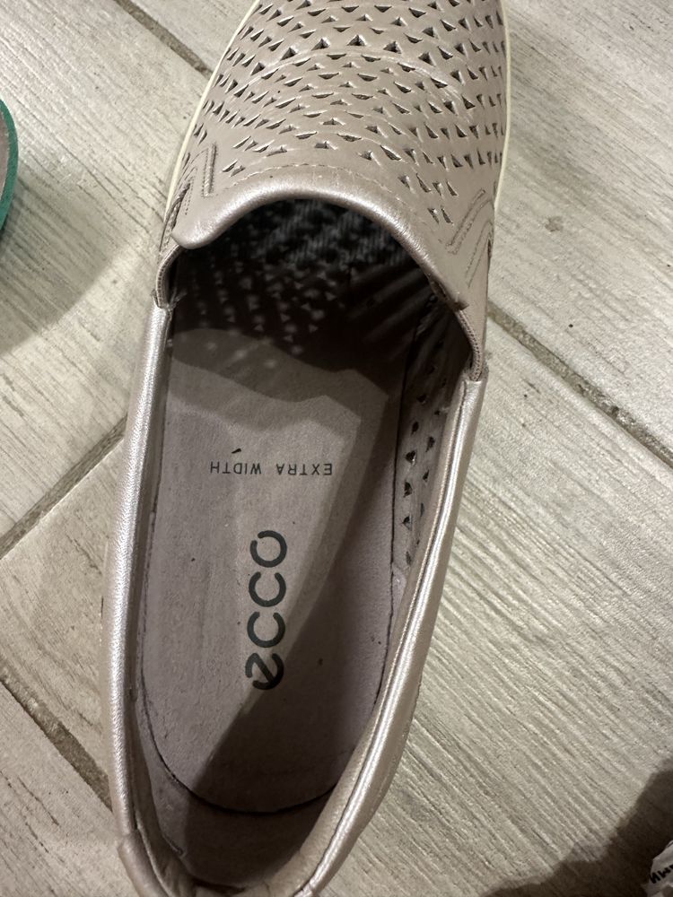 Ecco мокасины,туфли,слипоны 40