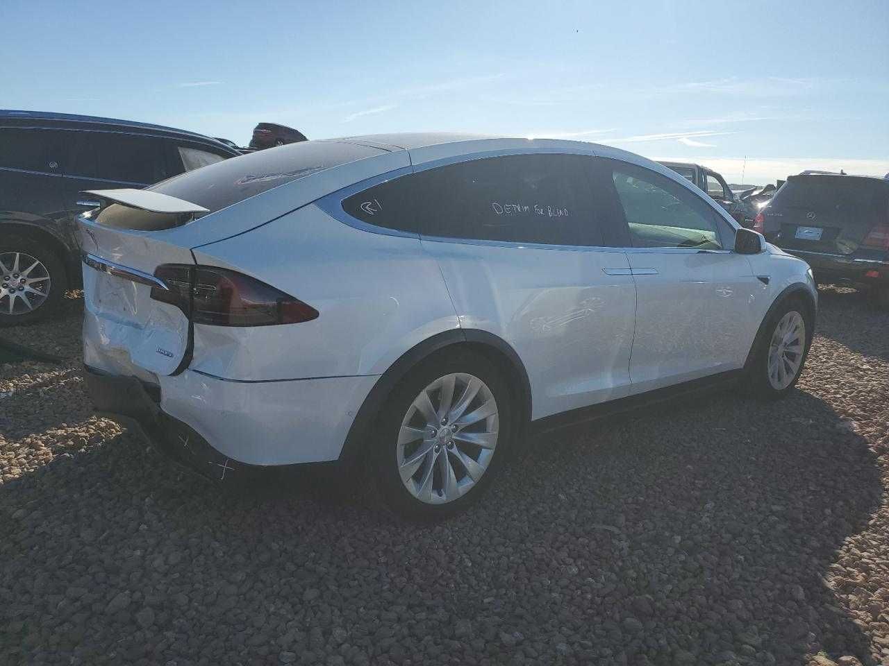 Tesla Model X 2017