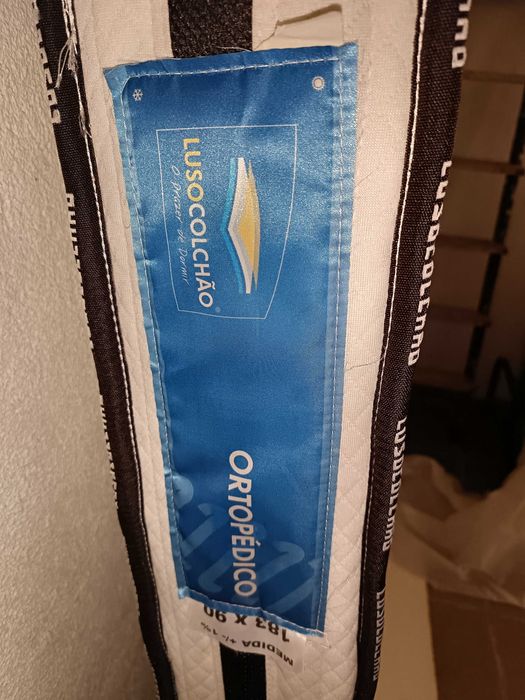 Vendo colchão ortopédico
