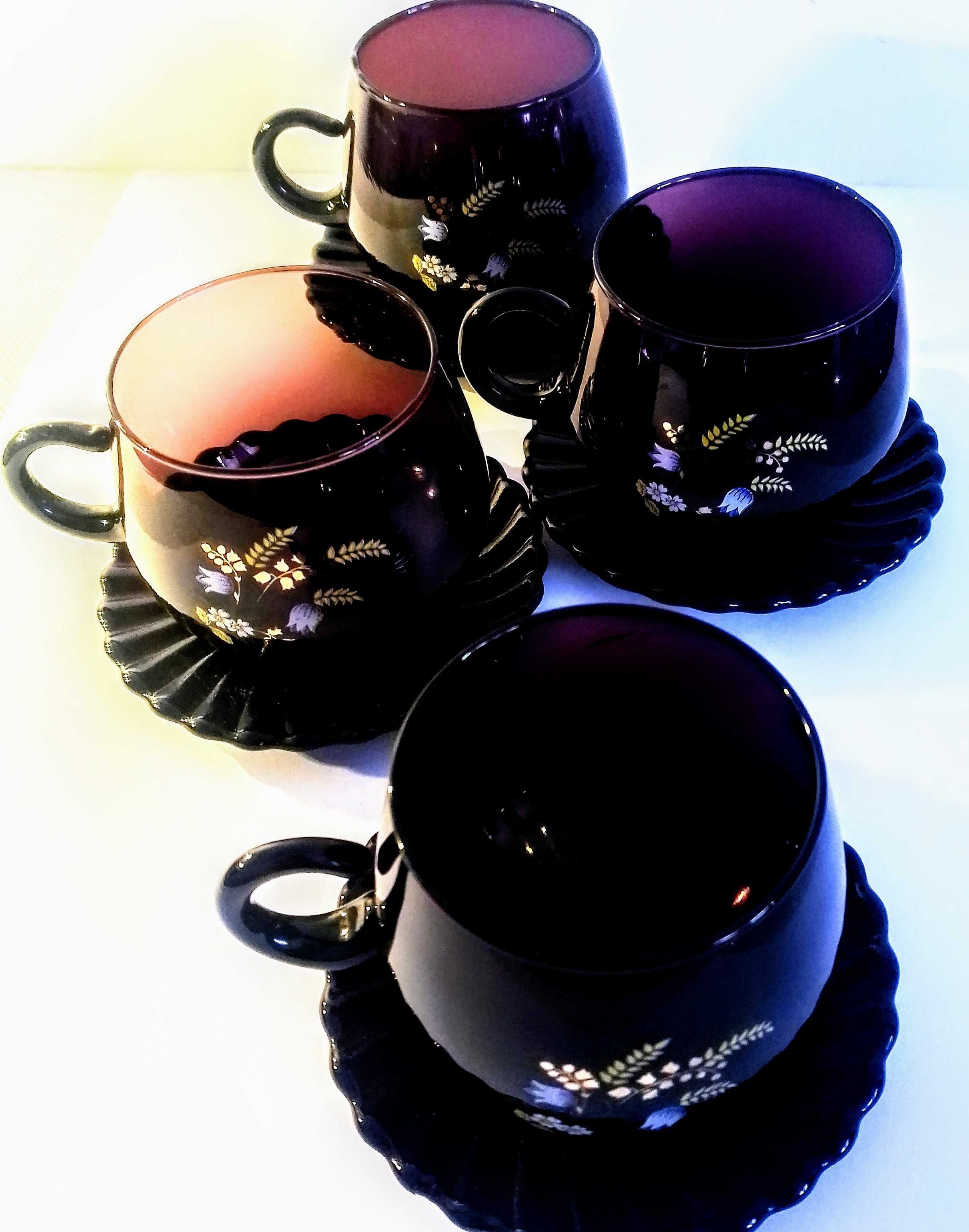 Чайно-кофейные чашечки