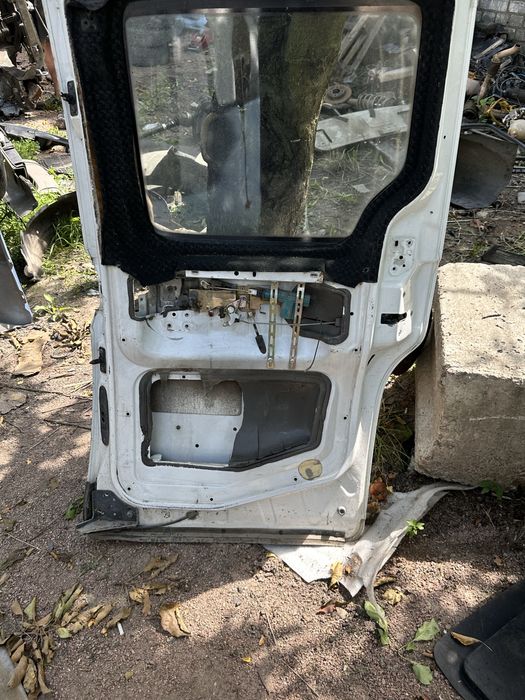 Дверь боковая здвижная пежо партнер ситроен берлинго