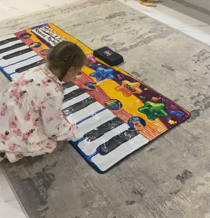 Музичий килимок піаніно