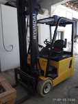 Empilhador eléctrico Hyundai 20BT-9 - 1.720 Kg (2503)