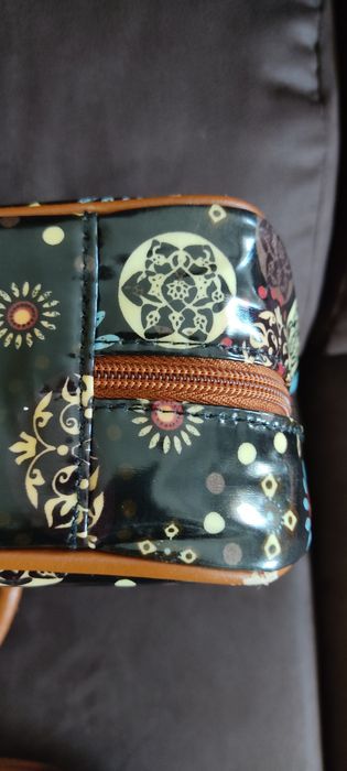 Pasta para computador e/ou material escolar