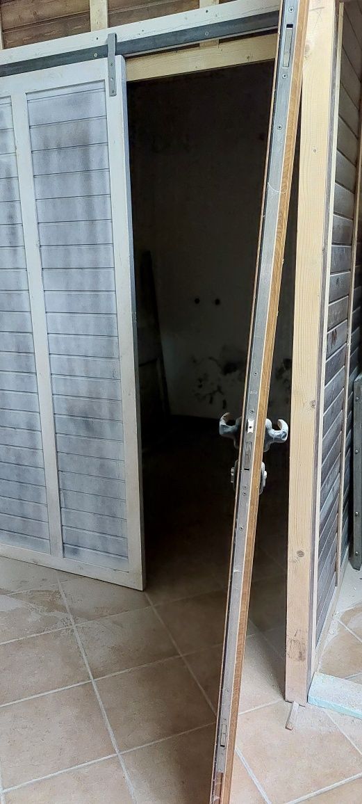 Porta e 2 janelas alumínio