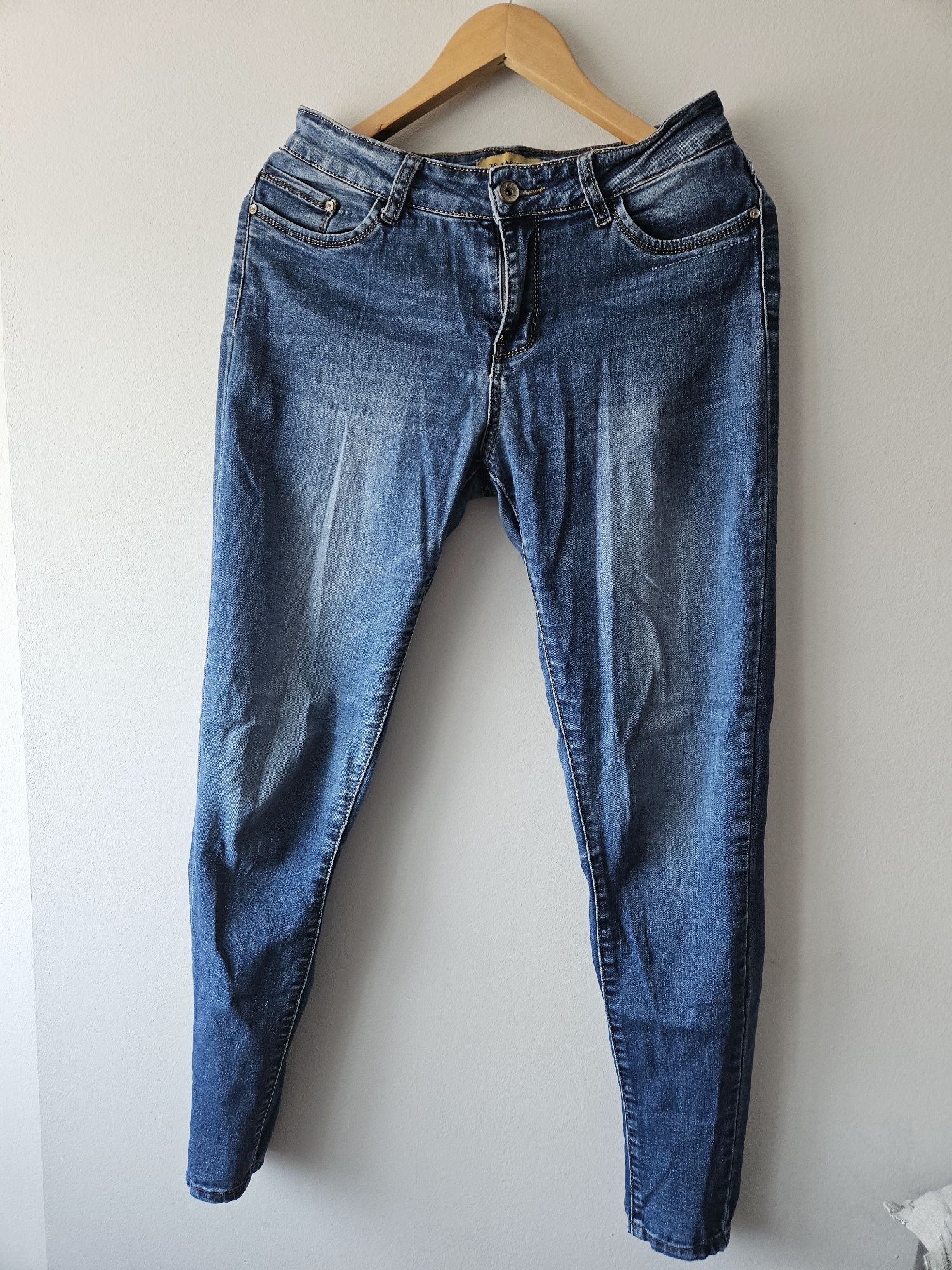 Niebieskie spodnie jeansowe DF Fashion r. 38