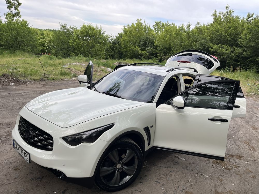 Продам Infiniti FX 37, 2013 рік, газ/бензин, обслужений