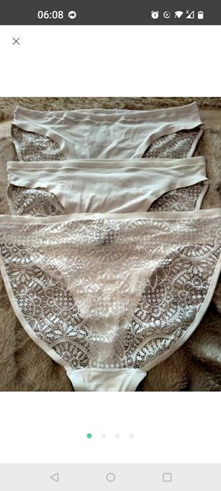 50-52.M&S Класні з ажурною попкою трусики