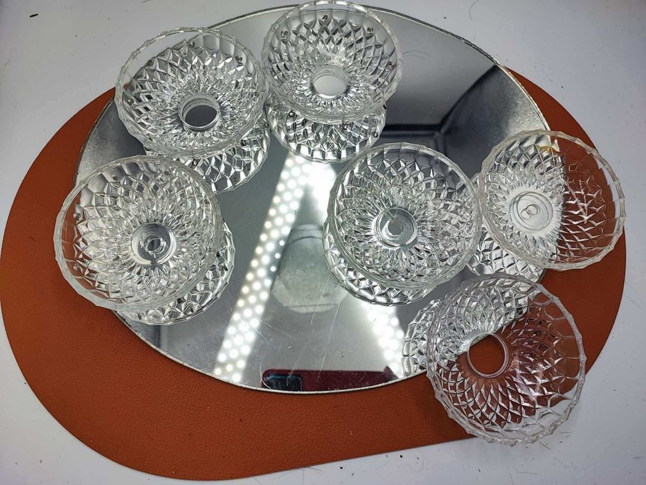 Stara szklana miseczka żyrandol,kinkiet,świecznik,cena za 1 sztukę