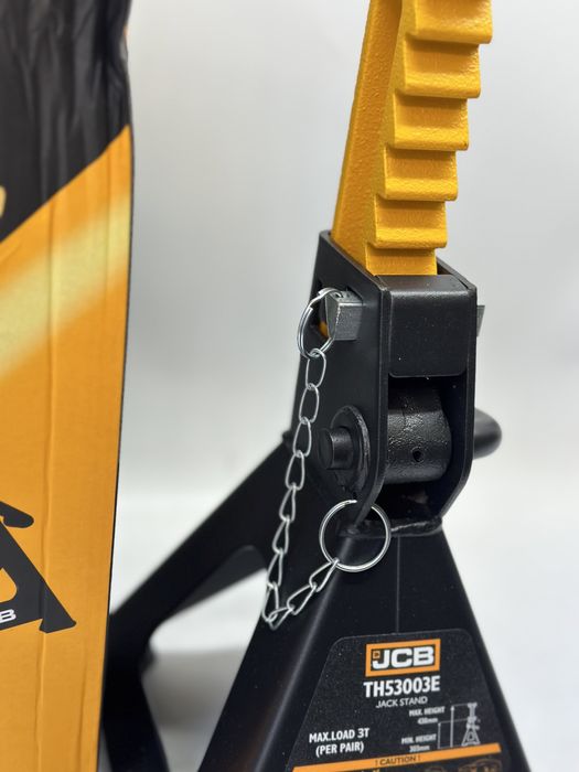 Підставки під автомобіль 3т з висотою підйому 303-438мм JCB-TH53003E