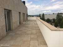 Apartamento T2 Duplex com Terraço no Empreendimento Europa em Viseu