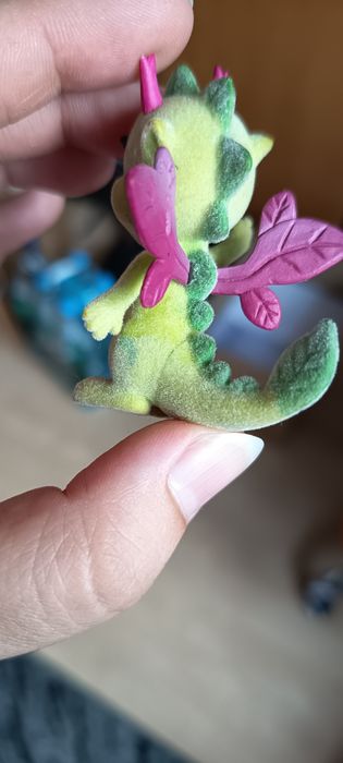 Figurka smoka safiras