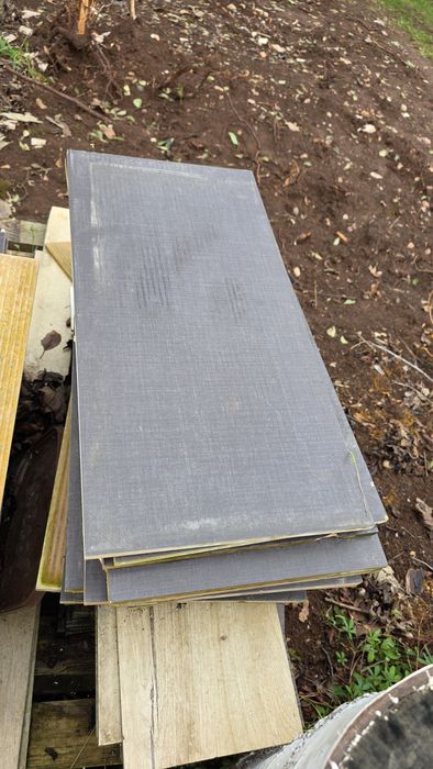 Płytka ścienna rektyfikowana 30x60cm brązowa