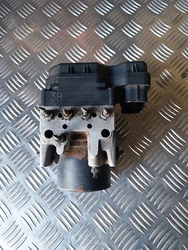 Pompa abs 2.0/1az-fe toyota rav 4 Ii 00-05