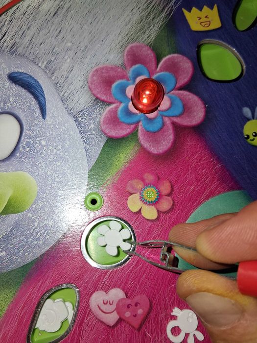 Trolls operacja gra zręcznościowa dla dzieci