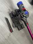Dyson V8 Absolute Pro
