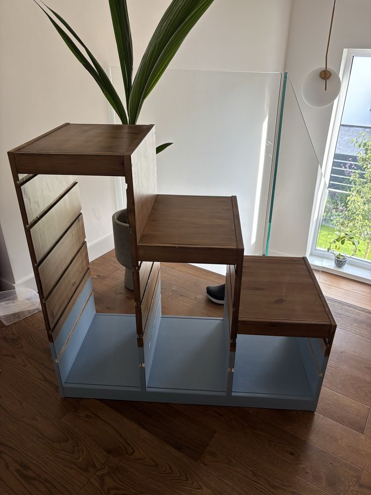 Regał Ikea trofast + biurko Ikea Flisat