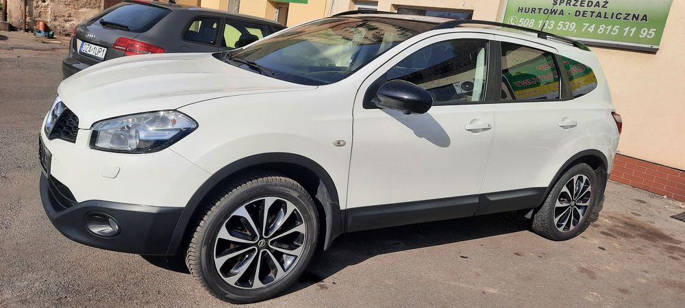 Nissan Qashqai +2 16 benzyna bezwypadkowy sprowadzony opłacony zadbany