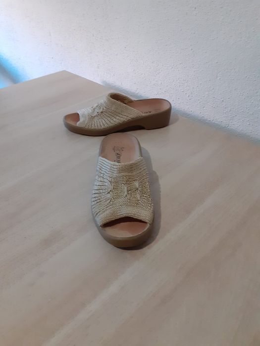 Sandálias A'rcopedico Tamanho 35