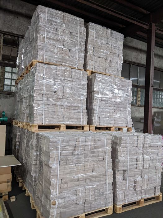 Паливні брикети RUF 100 % бук та Піні Кей 100 % ДУБ Pini Kay