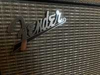 Amplificador Fender Bass Rumble 15 "Novo"