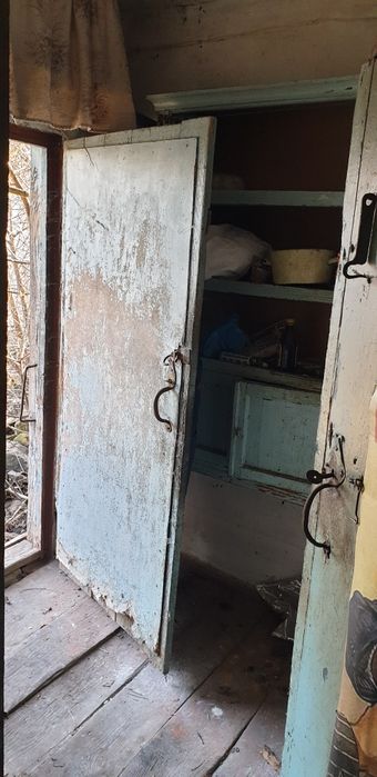 Частина будинку, 6.5 сот. землі, центр, с. Корчак