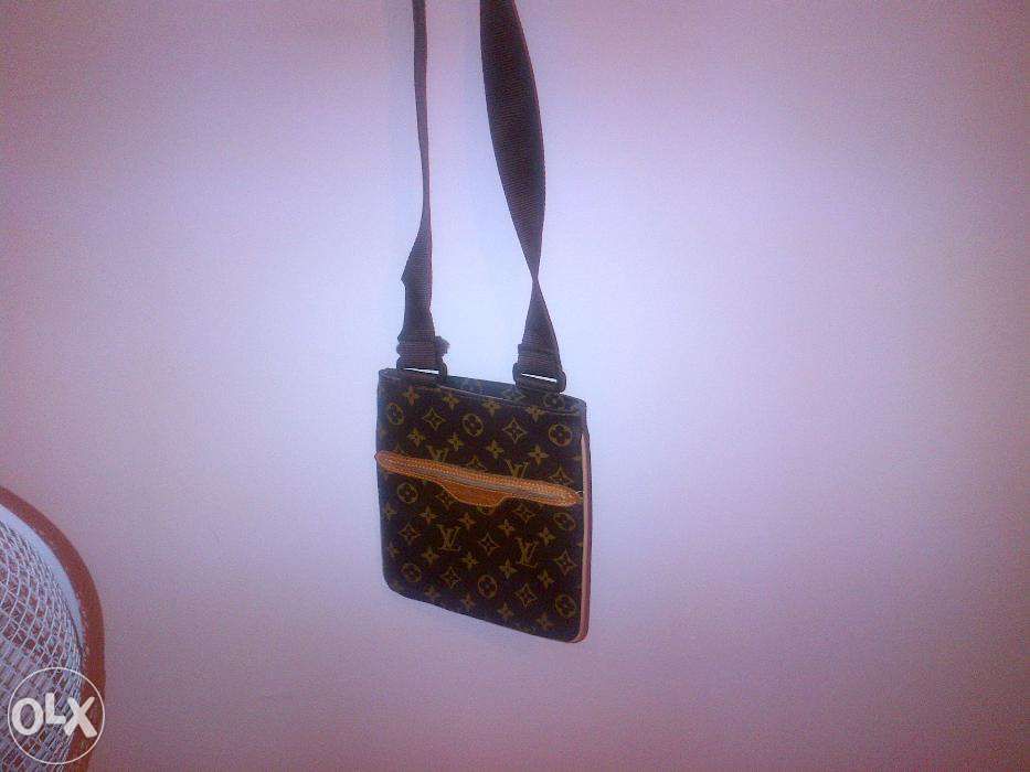 Listonoszka Louis VUITTON