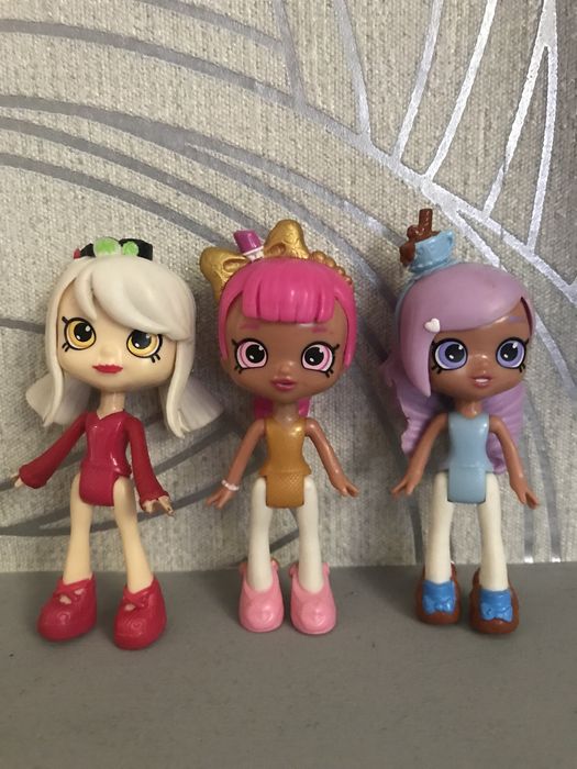 Ляльки лол , міньйонок , диски до sony play station2