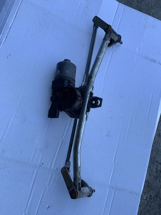 Mechanizm silniczek wycieraczek VW Golf IV 2003 rok